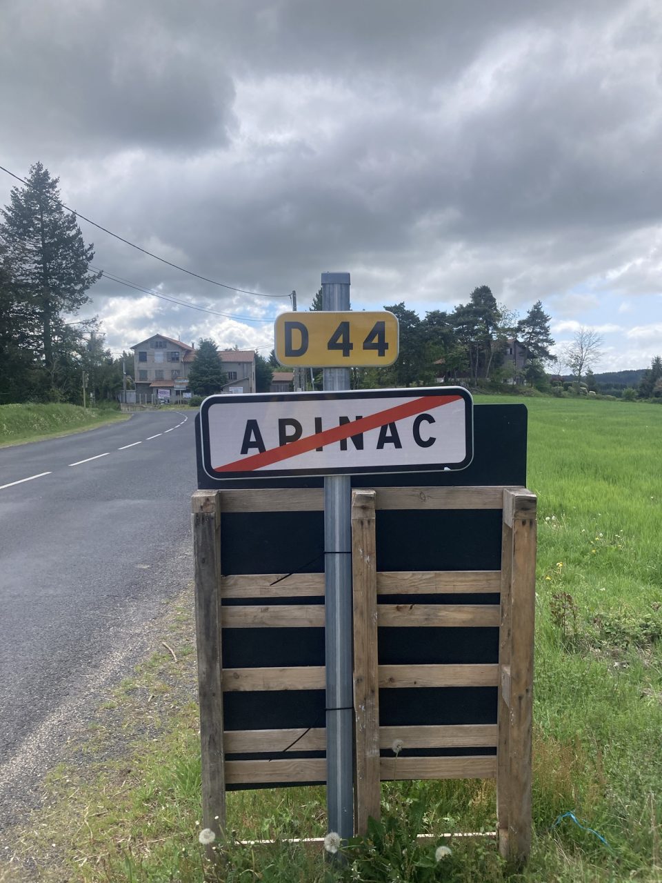 Les CE1 A à Apinac: jour 4